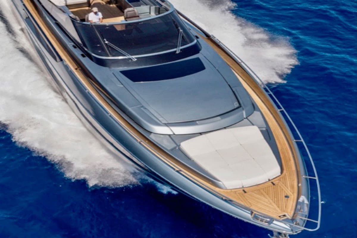 Luxury Yachts Greece, Tailor-made Tours, Private Tours Greece